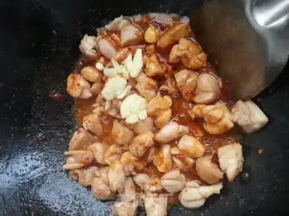 Make Bean-fruit buns step 4
