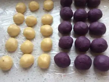 Make The potato mooncake step 5
