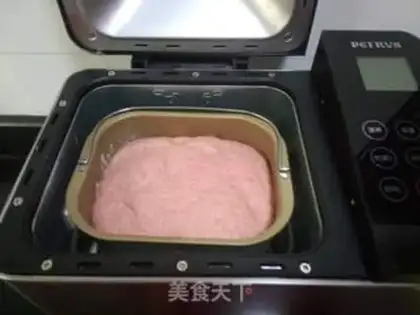 Make Flamingo bun step 6