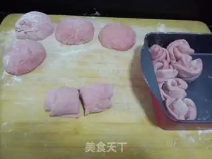 Make Flamingo bun step 9