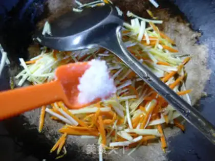 Make Carrot sprouts step 2
