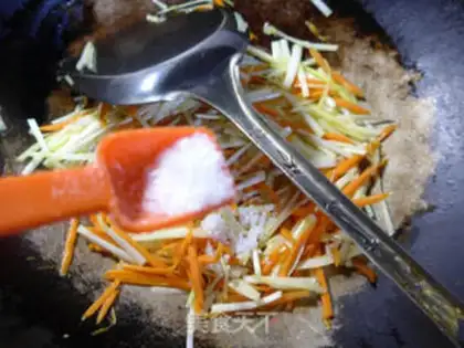 Make Carrot sprouts step 3