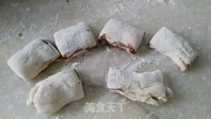 Make Red sugar sesame pancakes step 5