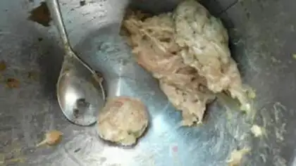 Make Meatball silk melon soup step 0