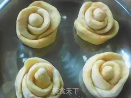 Make Rose bread step 6