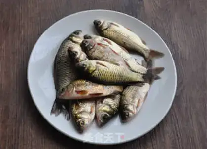 Make Live fish pot sticker step 0