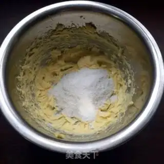 Make Katie Cat Chocolate Biscuit step 3