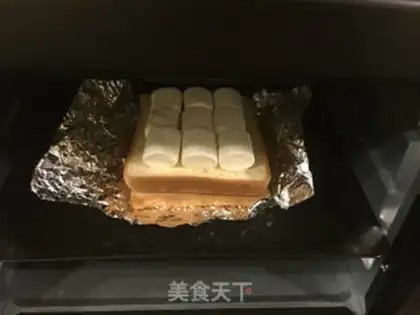Make Cotton candy toast step 3