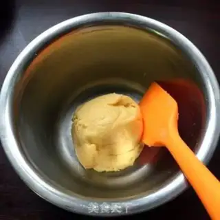 Make Katie Cat Chocolate Biscuit step 8