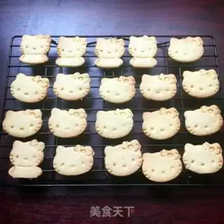 Make Katie Cat Chocolate Biscuit step 13
