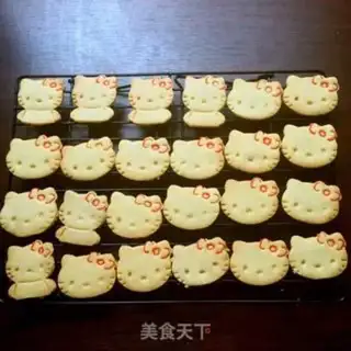 Make Katie Cat Chocolate Biscuit step 15