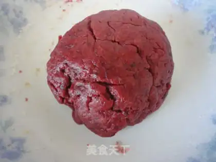 Make Rose cookies step 6
