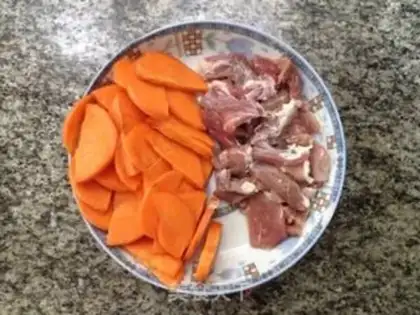 Make Burn the pork step 0