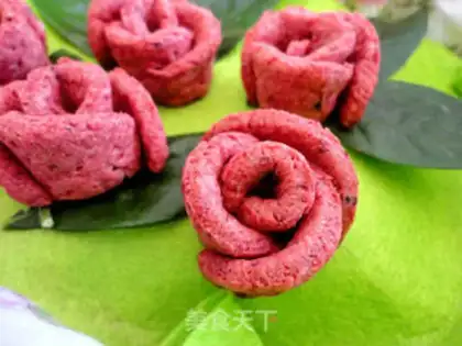 Make Rose cookies step 14