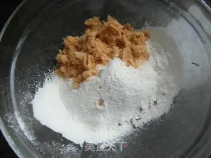 Make Meat pine crackers step 1