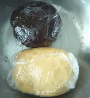 Make Panda cookies step 5