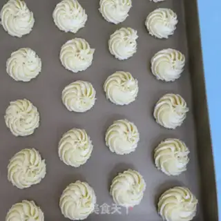 Make Cream cookies step 9