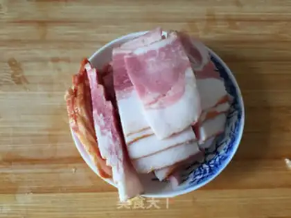 Make Italian bacon pizza step 3
