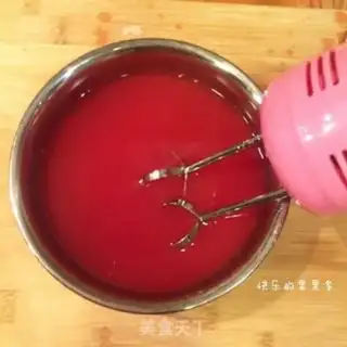 Make Watermelon honey popsicles step 6