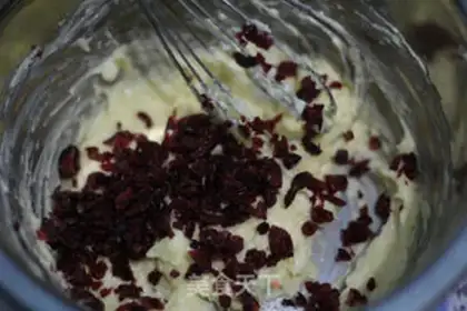 Make Cranberry crackers step 5