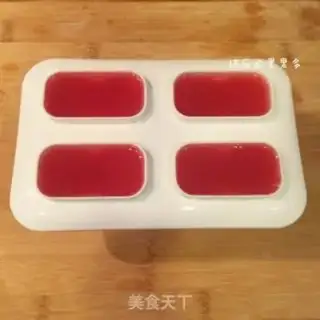 Make Watermelon honey popsicles step 7
