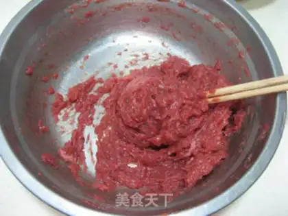 Make Cucumber beef dumplings step 7