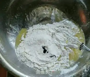 Make "Seven Night Roses." step 4