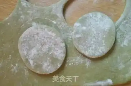 Make "Seven Night Roses." step 11