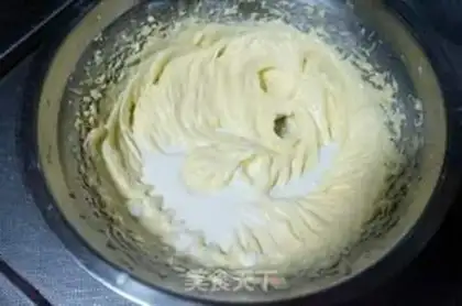 Make Light cream cookies step 2