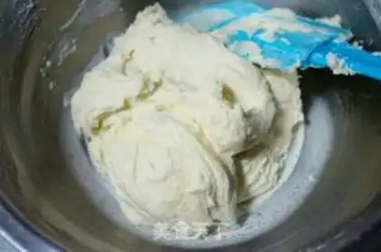 Make Light cream cookies step 5