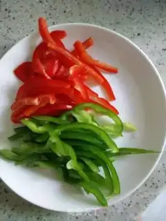 Make Pizza omelet step 2