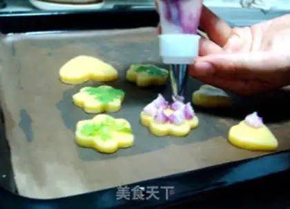 Make Bird-speech cookies step 16