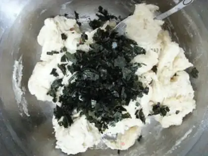 Make Sea-mass crackers step 6