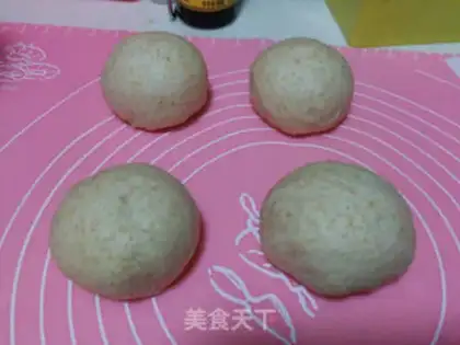 Make Whole wheat raisin roll step 11