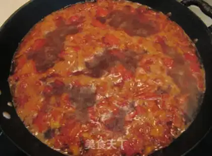 Make Tomato egg hot noodles step 4