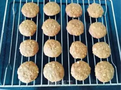 Make Red sugar oatmeal cookies step 11