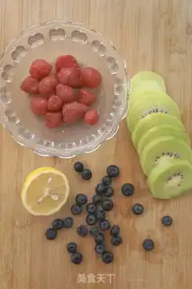 Make Wine fruit pile step 3