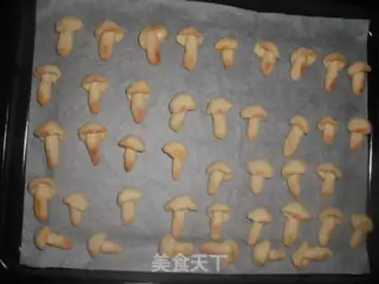 Make Mushroom cookies step 12