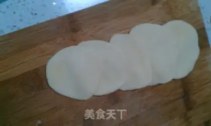 Make Rose buns step 7