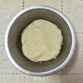 Make Honey pie step 1