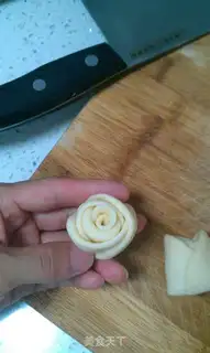 Make Rose buns step 10