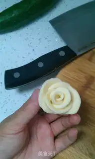 Make Rose buns step 11