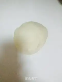 Make Hand grab cake step 1