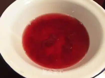Make Strawberry shakes step 0