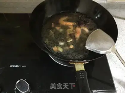Make Shrimp tofu soup step 1