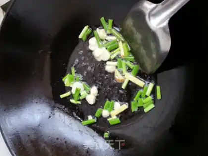 Make Red chicken wings step 7
