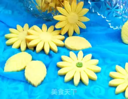 Make Flower butter cookies step 21