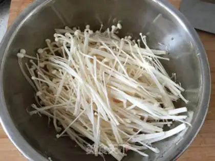 Make Sour soup, fat cow step 1