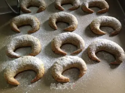 Make The red tea, the horned croissant step 14