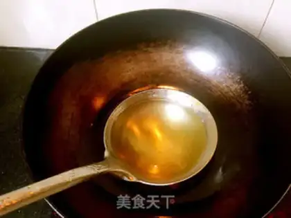 Make Tomato fried eggs step 7